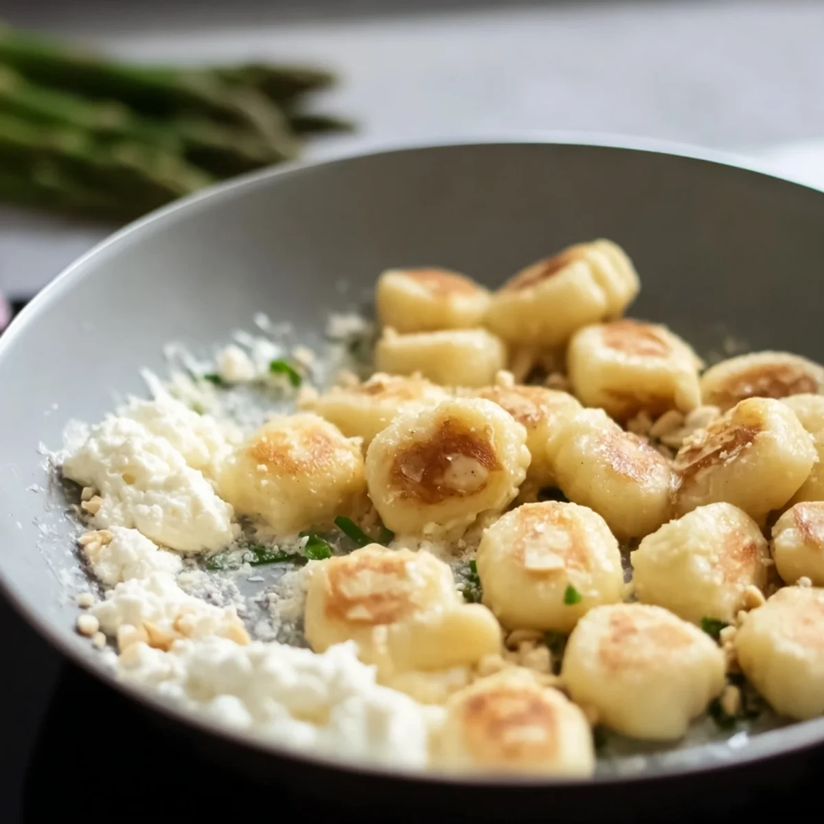 Protein-Gnocchi mit Hüttenkäse: Low Carb & Eiweißreich