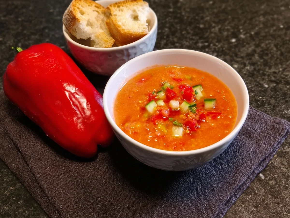 Originale Gazpacho: Erfrischende andalusische Suppe - Bild 2