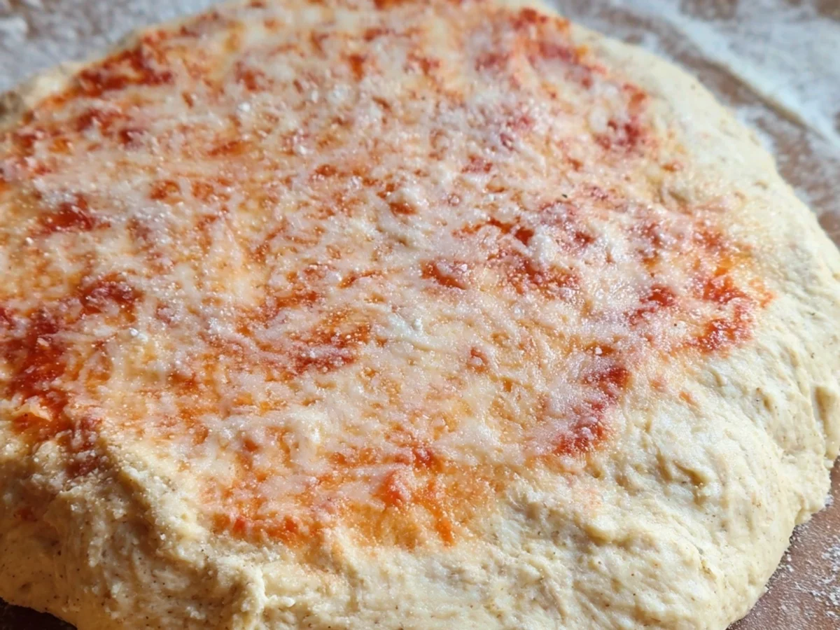 Protein Pizzateig: 3 Zutaten & Kalorienarm - Bild 1