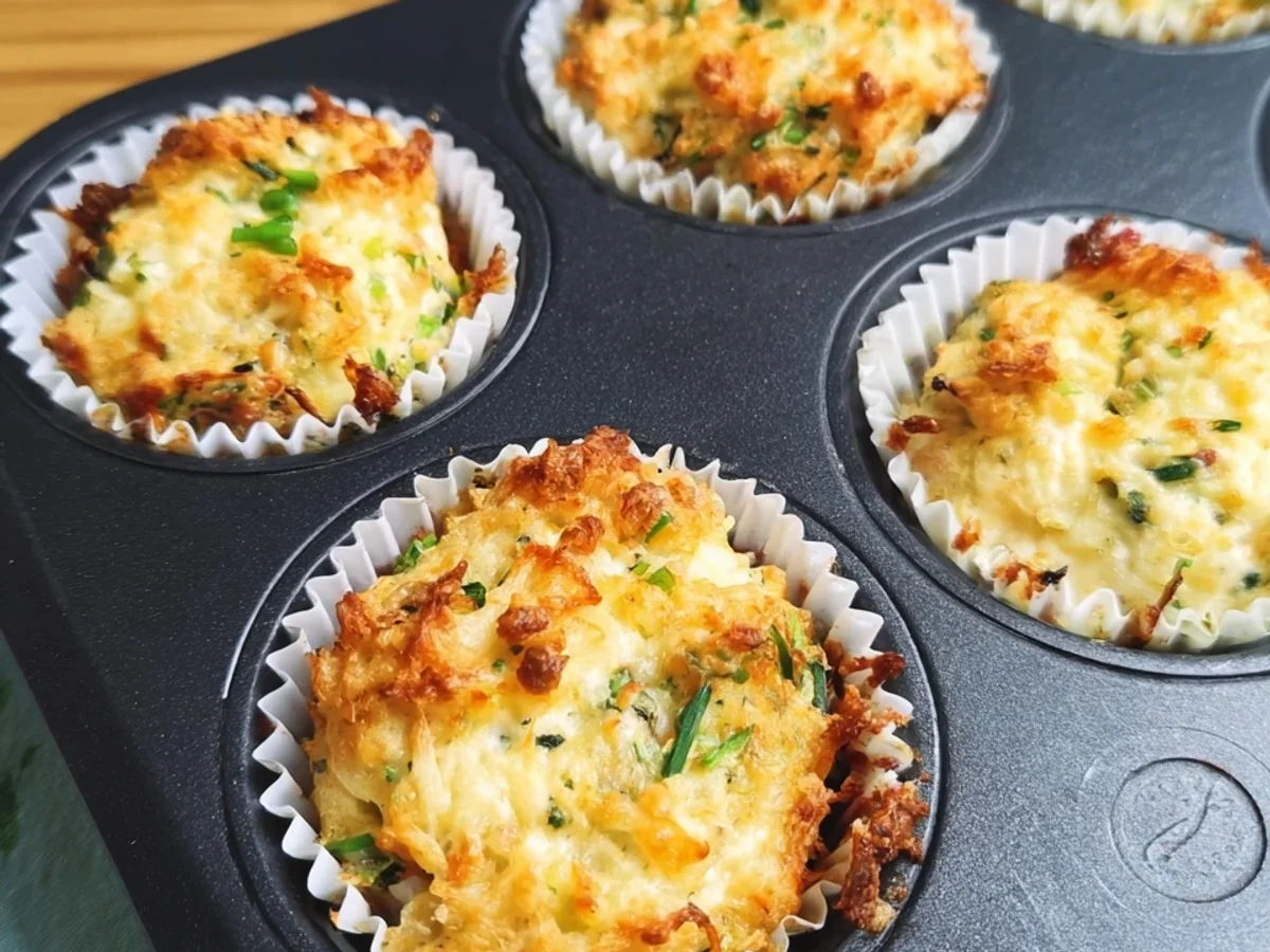 Low-Carb Thunfisch-Muffins: Schnell & Herzhaft - Beitragsbild