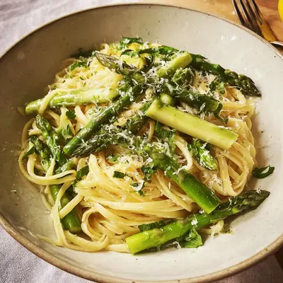 Pasta mit grünem Spargel: Schnelles Blitzrezept