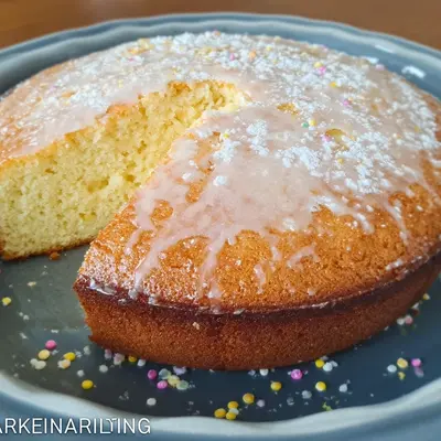 Saftiger Zitronenkuchen: Einfaches Sonntagsrezept